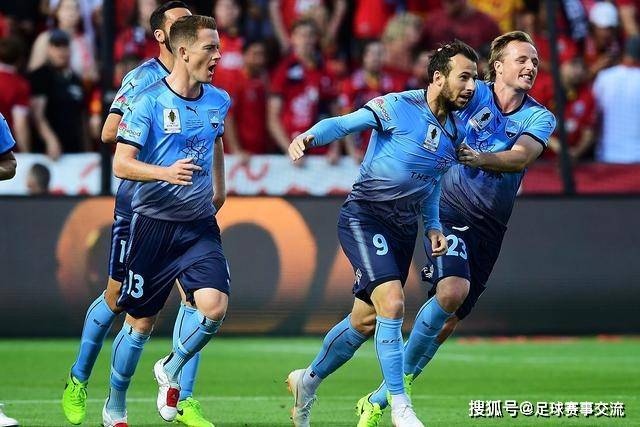 意甲-劳塔罗姆希塔良进球 国际米兰2-0莱切